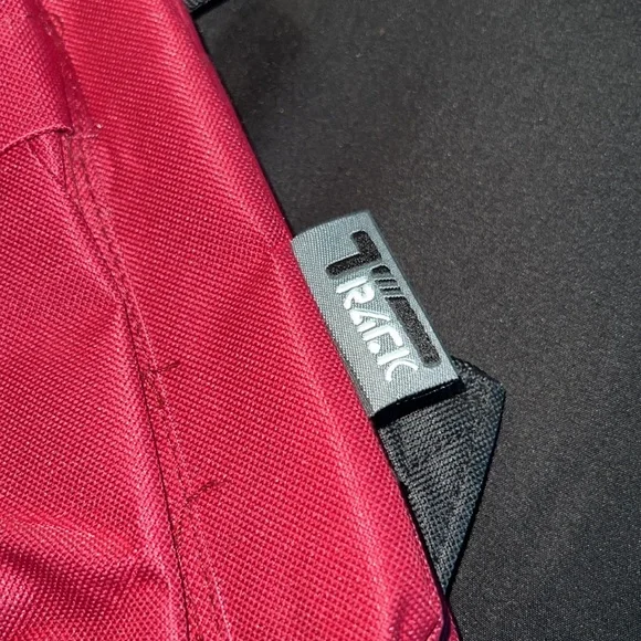 BRAND NEW!!! Track USA 17" Classic Red/Burgundy Student School Backpack - TB205 - Picture 4 of 7